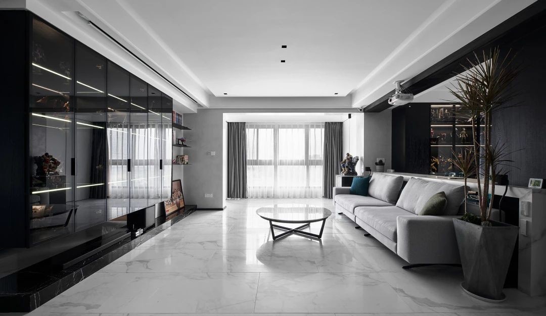 手办迷的现代简约之家 | 悬空背景展柜，红橡实木家具-2