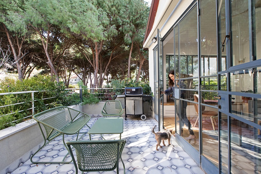 拉马特阿维夫老复式改现代住宅丨Studio Details-13