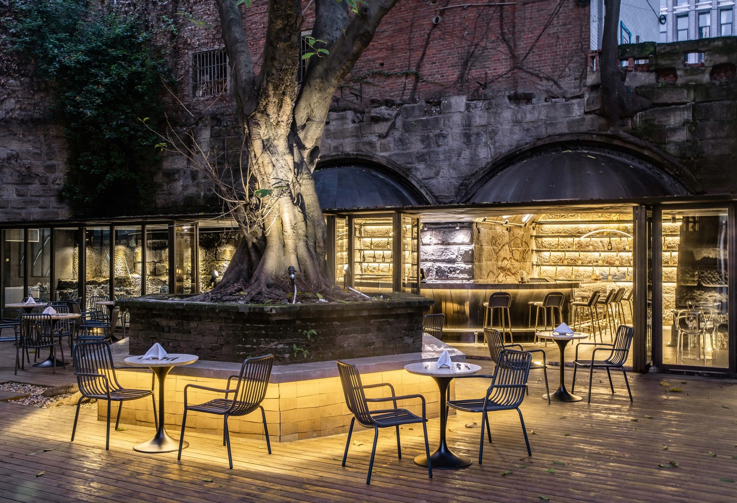 山城防空洞酒吧丨中国重庆丨Qing Studio-20