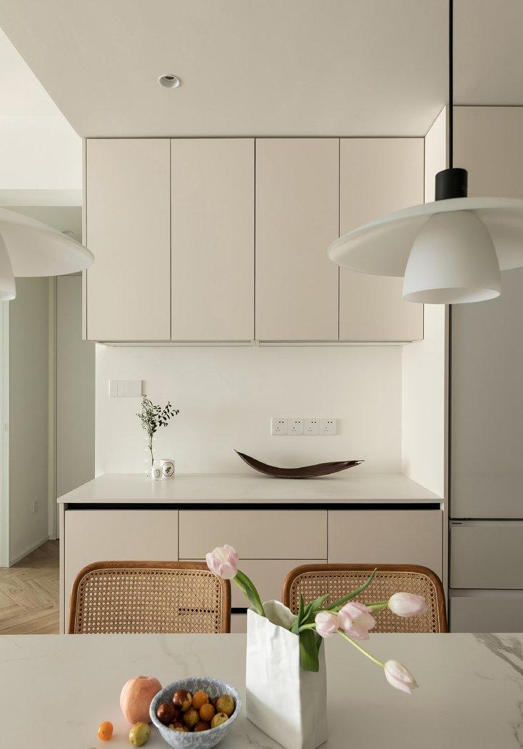 奶油现代风温馨小户型设计-26