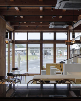 日本油濑户田附近的酒店丨Horiuchi Inatomi Architects