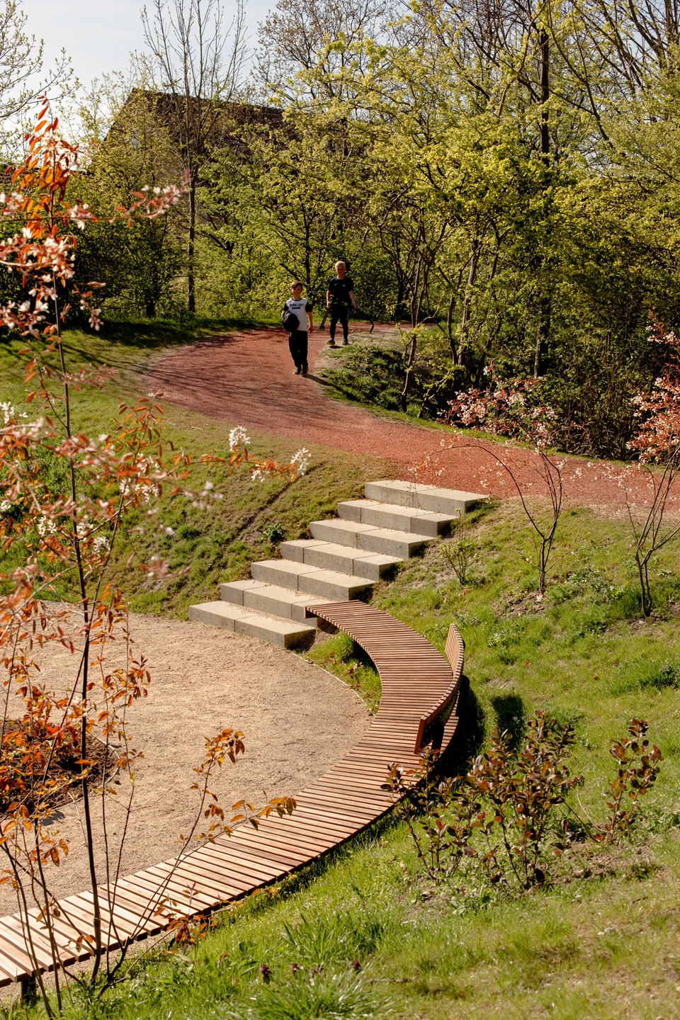 哥本哈根社区公园 · 红蓝绿路径串联活力空间-47