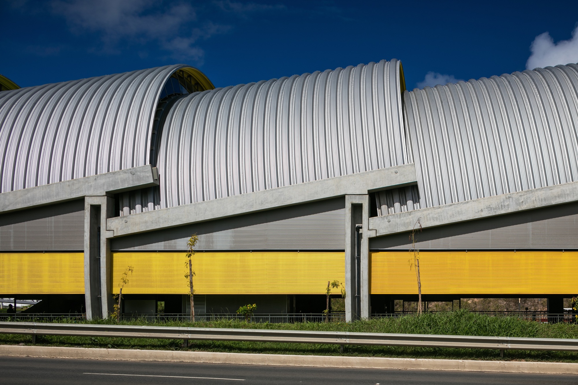 巴西萨尔瓦多地铁二号线 | 融合自然与文化的现代交通枢纽-11