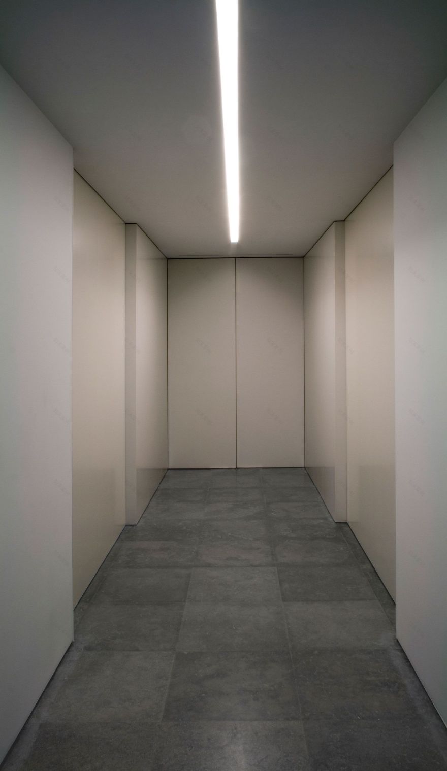 巴伦西亚翻新顶层公寓,现代风格与实用性的完美结合-3