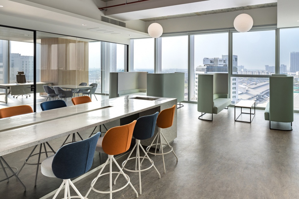 曼谷 AIA East Gateway 办公楼丨泰国曼谷丨Creative Crews-50