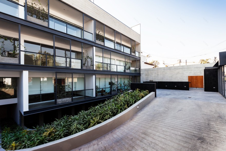 拉奎斯塔 | 内街设计打造全景视野住宅-10