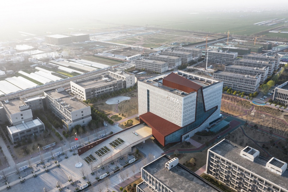 漯河食品职业学院图书信息综合楼消化知识的容器丨中国漯河丨华南理工大学建筑设计研究院有限公司-19