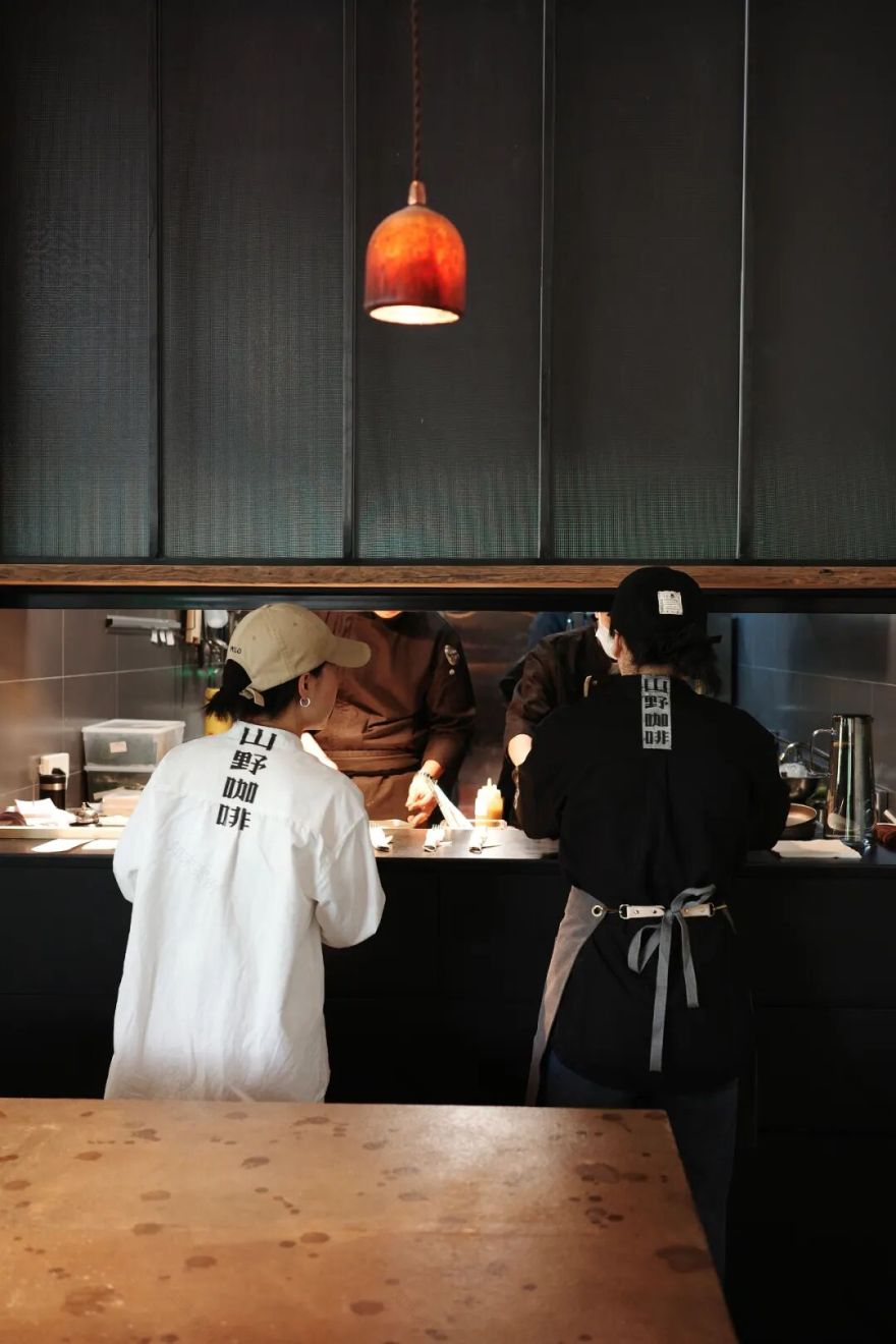 新作|城市中的庇护所--山野咖啡·BAC店-180