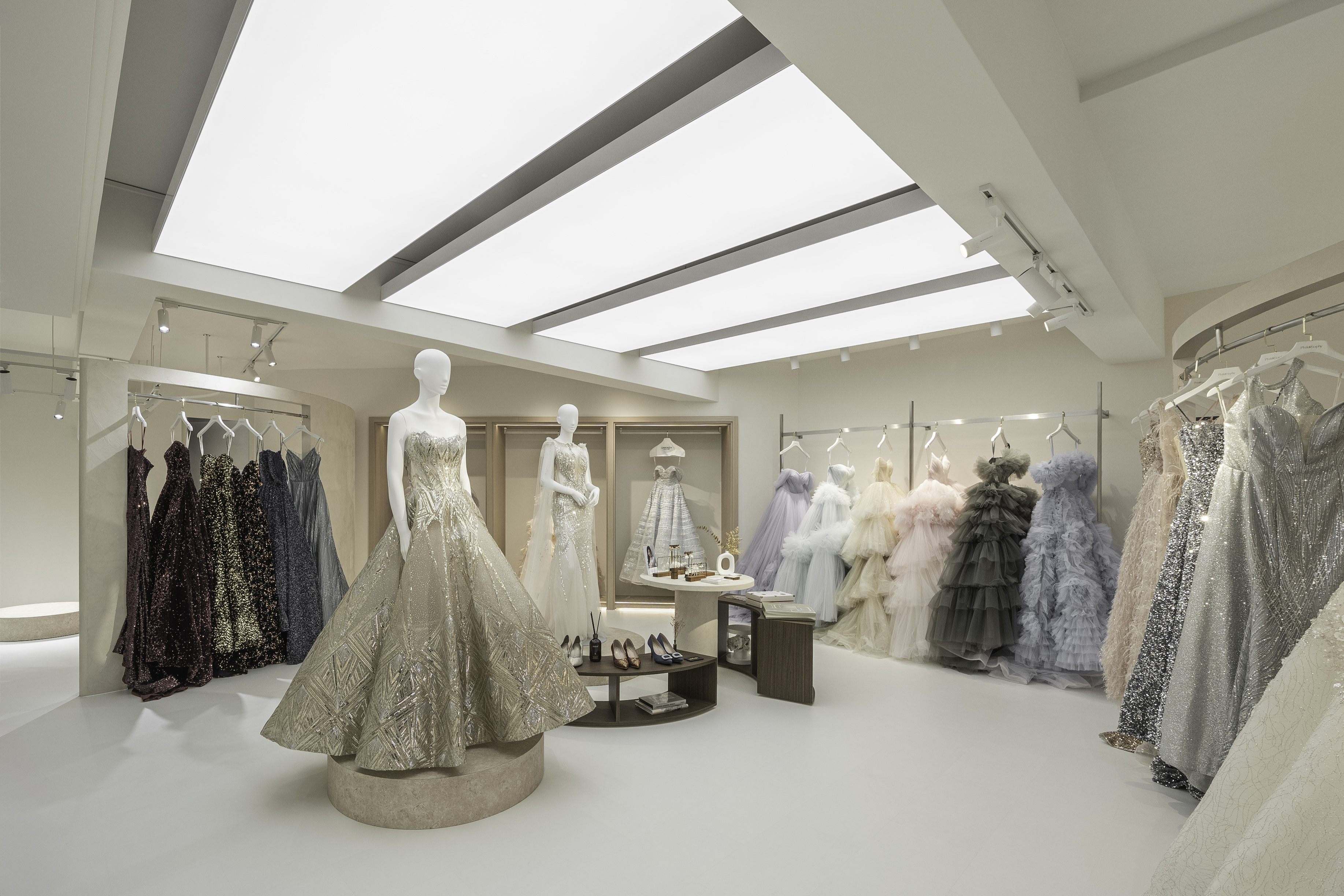 白宫婚纱试衣展厅丨中国台中丨Haven Space Design-4