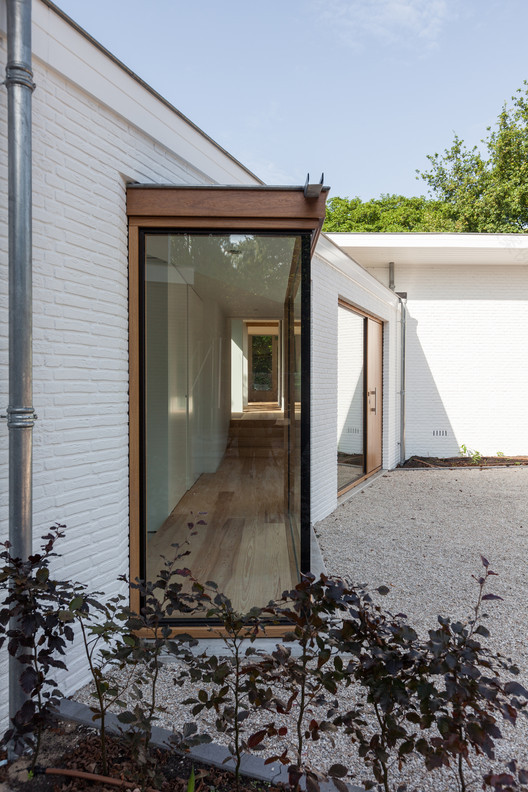 阿姆斯特丹老平房翻新成独特家庭住宅-2