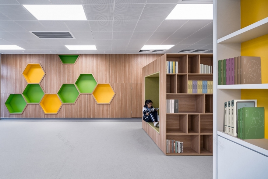 华中师范大学附属龙园学校 | 绿色校园,互动空间-85