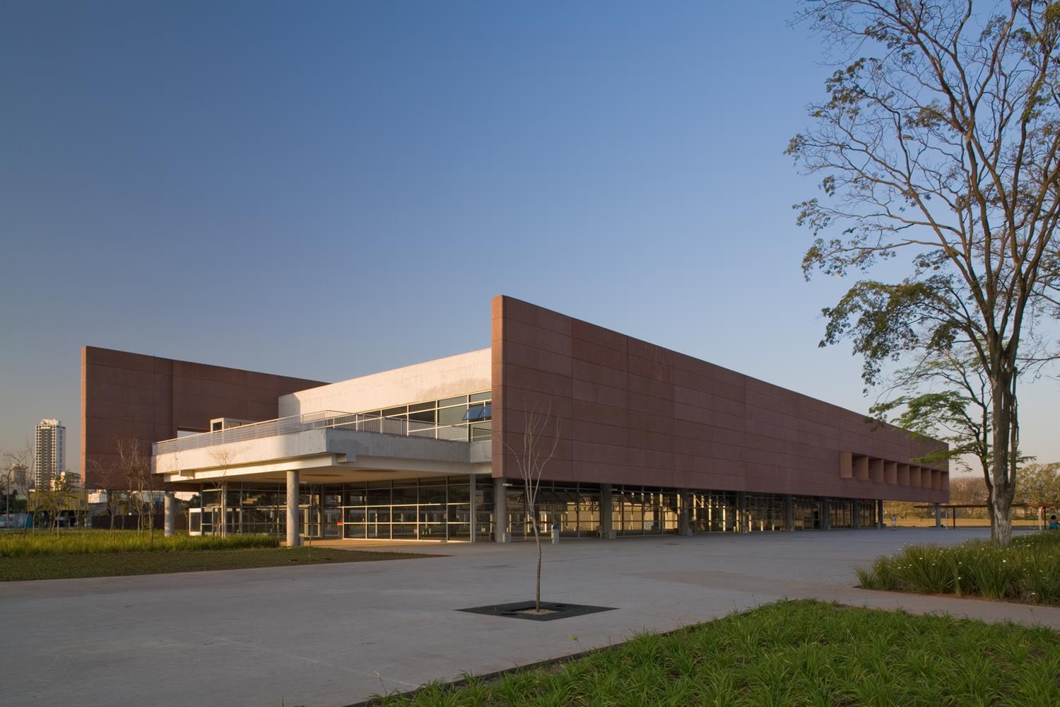 青年公园·卡兰迪鲁-5