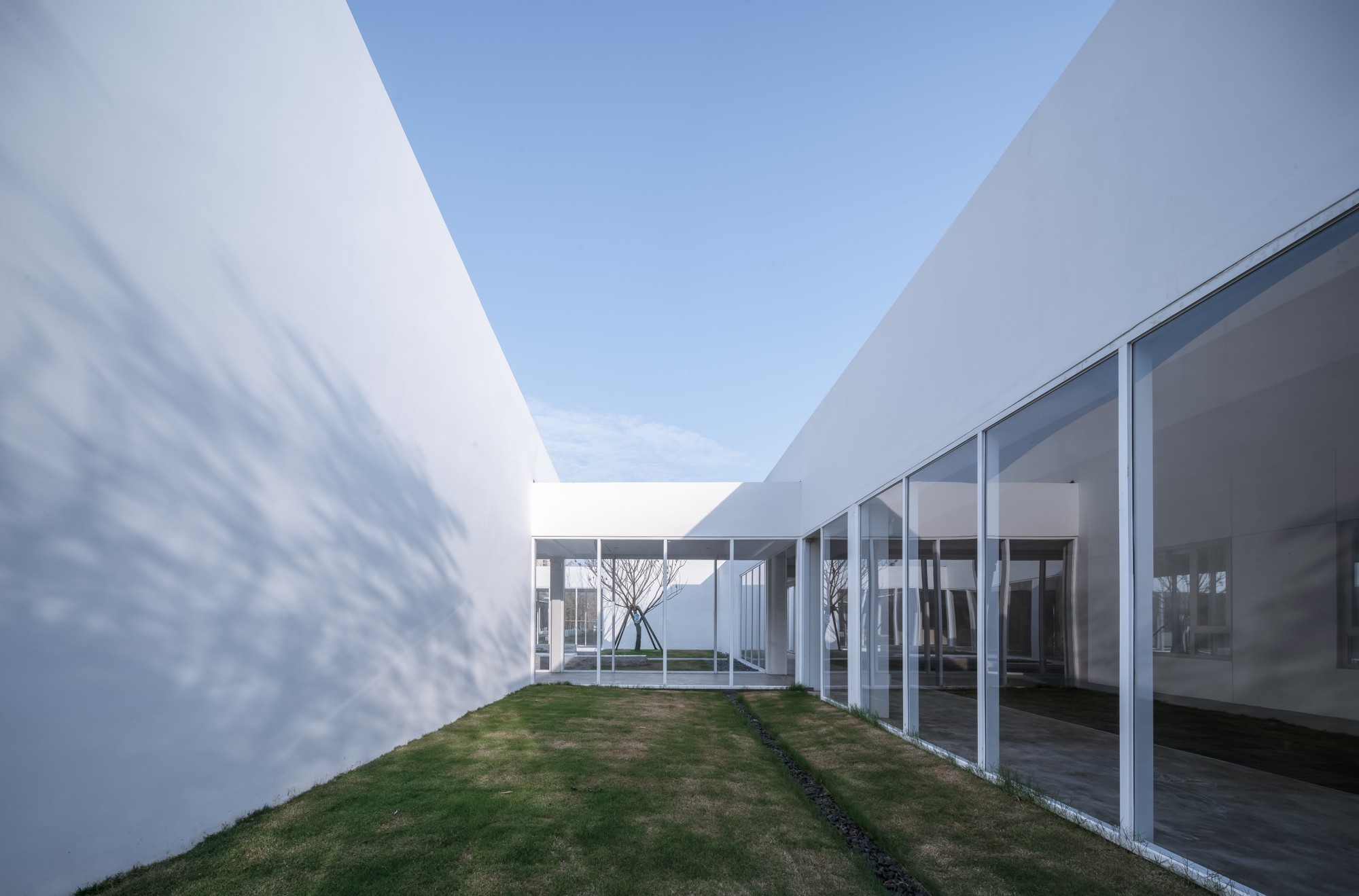 武汉光谷展示中心,诠释建筑与景观的完美融合-23