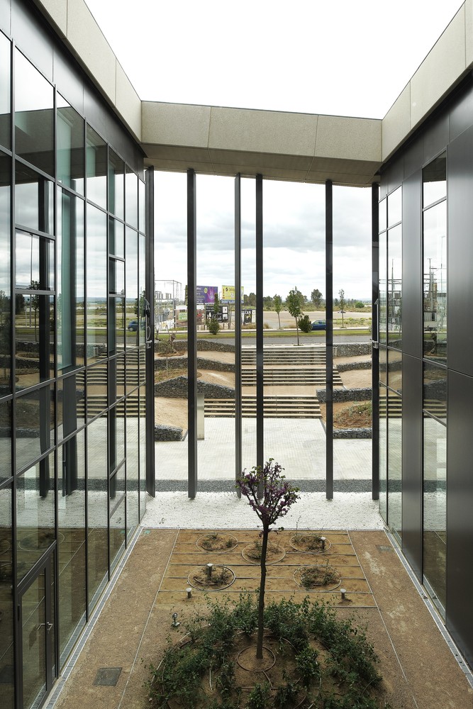 Headquarters Caja de Badajoz  Studio Lamela Architects-34