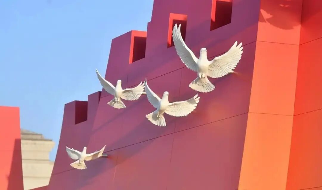 无上荣光！设计师讲述抗战胜利80周年纪念大会中的美院故事！-69