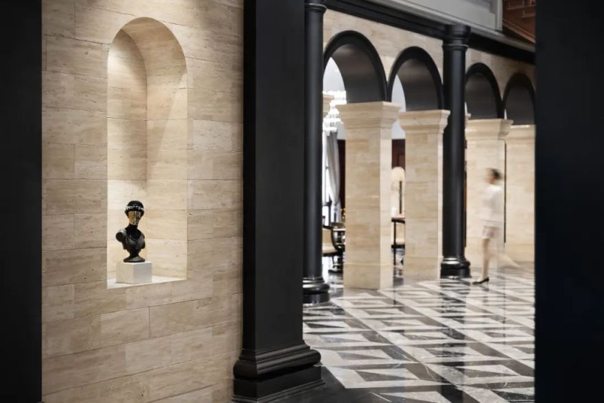 烟台万科御龙山悦莊销售中心——东西方无界的现代美学空间-33