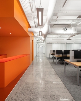 蒙特利尔 Maya HTT 办公室丨加拿大蒙特利尔丨ADHOC Architectes