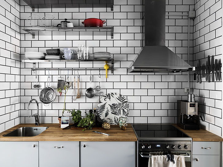 瑞典小公寓的层叠卧室设计-12