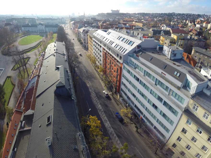 商业花园ŠtefáNikova-15