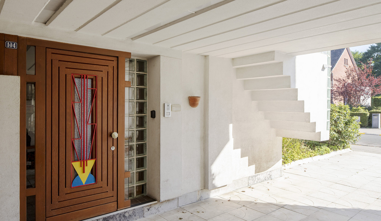 A Belgian postmodernist built this glass house on a river outside Antwerp - The Spaces-4