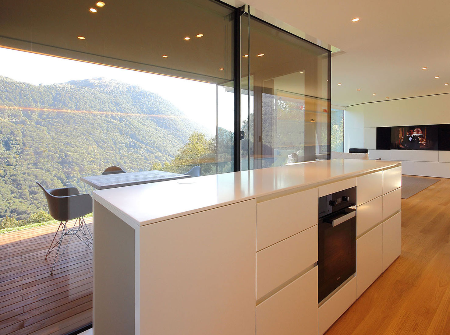 JM Architecture: энергосберегающий префаб в Альпах-11