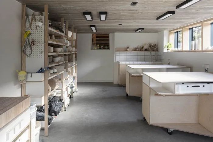 比利时陶艺家 Vera Stoefs 工作室丨Lava architecten-19