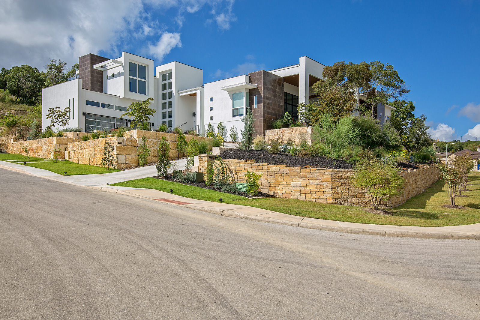 现代极简主义住宅的德克萨斯之韵-7