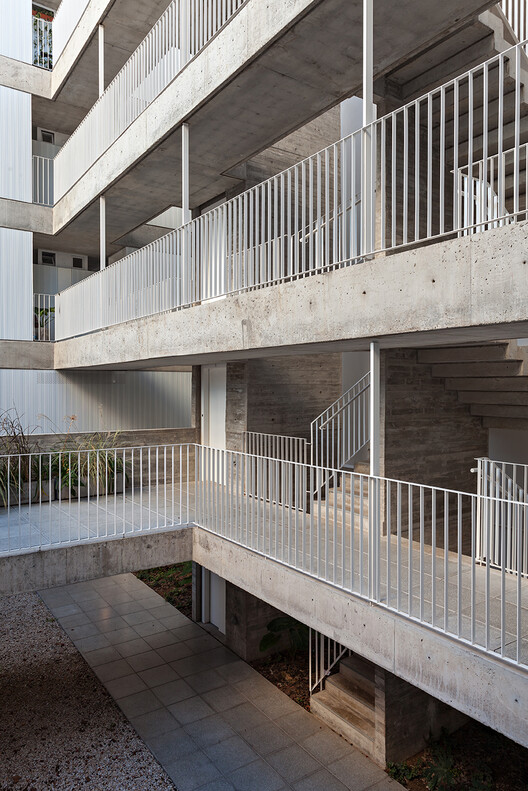 阿根廷 Coghlan 区公寓建筑设计丨Diego Cherbenco,Gustavo Robinsohn-14