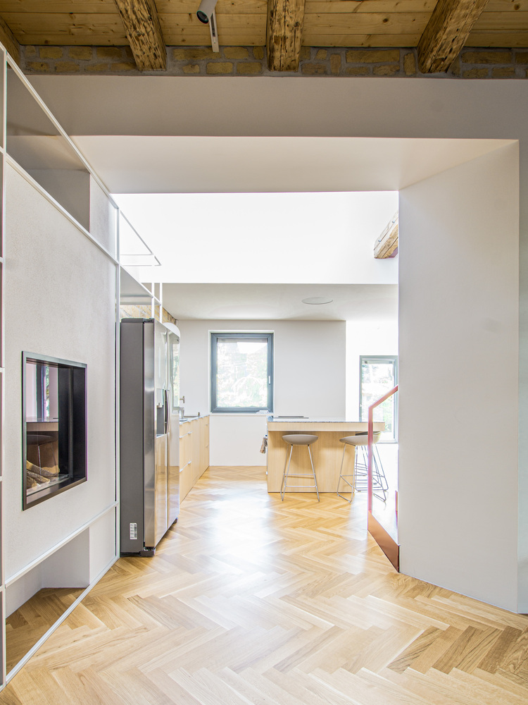 Zvonica House · 融合现代与传统的斯洛伐克家庭住宅设计丨斯洛伐克布拉迪斯拉发丨gmb.-28