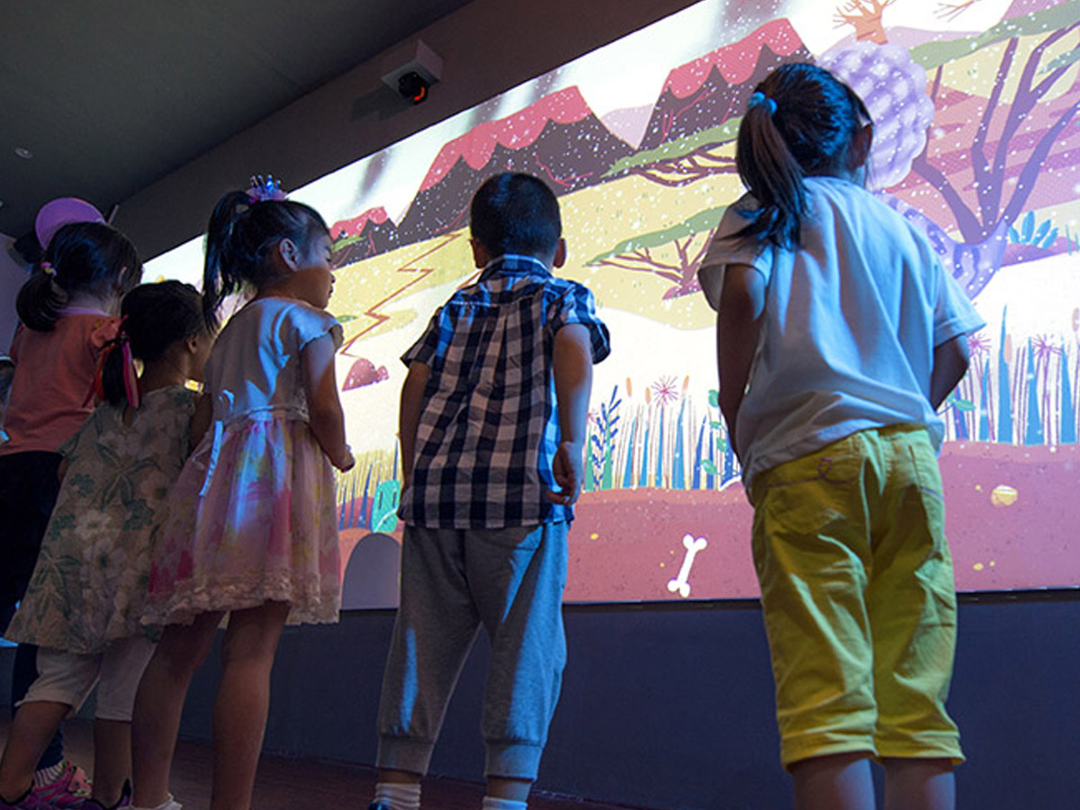 蜡笔魔法剧——科技与艺术的奇幻碰撞-6