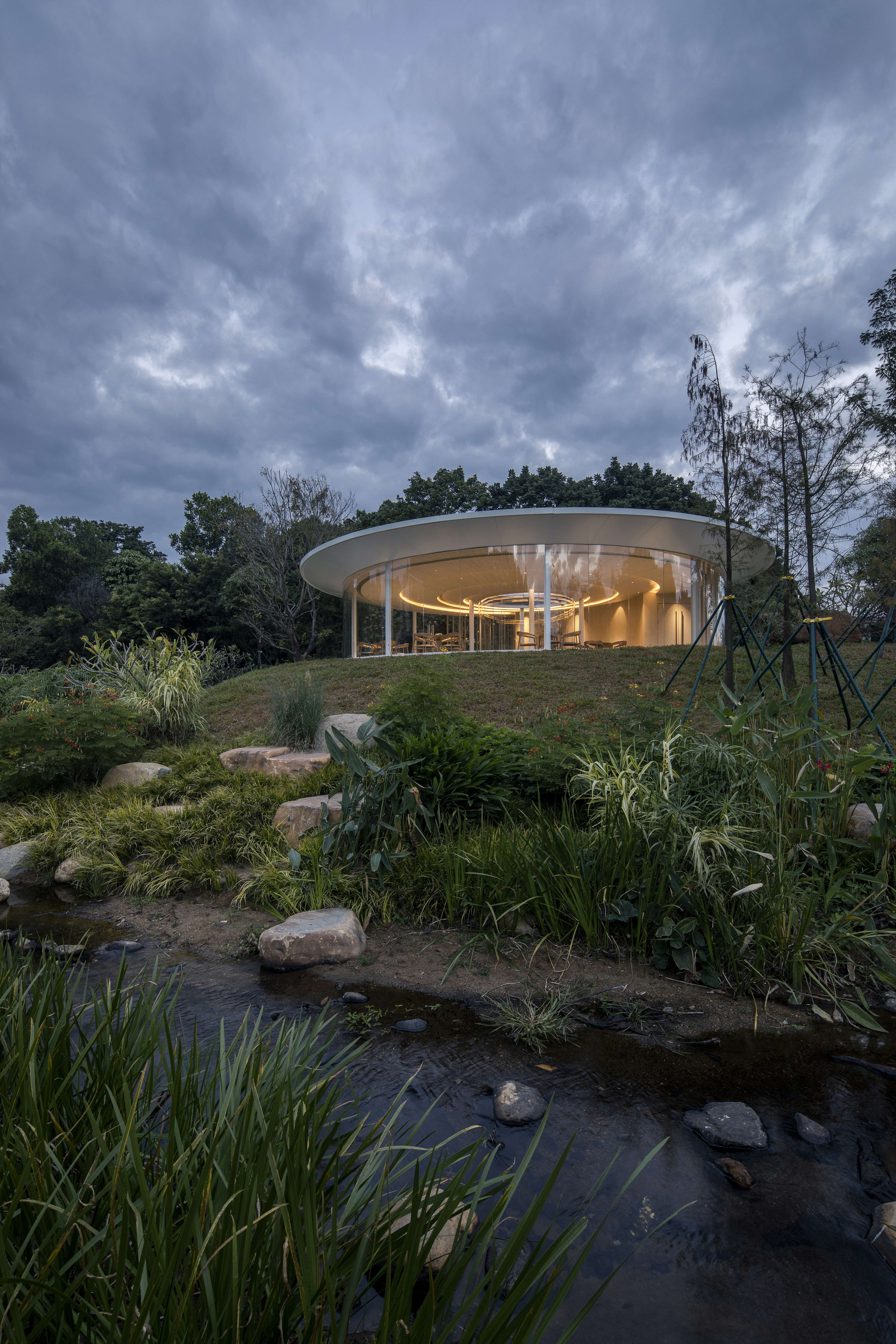 多层面的“轻”：黄麻乡村振兴工作站与乡村会客厅 / 三文建筑 -22