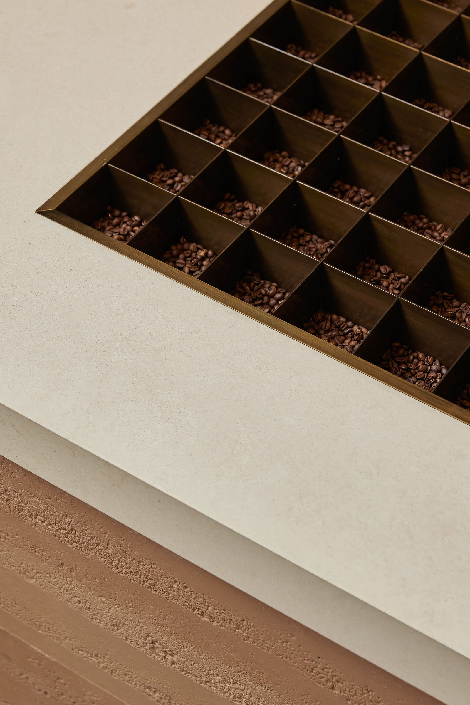 曼谷市中心的宁静咖啡馆丨泰国曼谷丨STUDIO 1:10-33