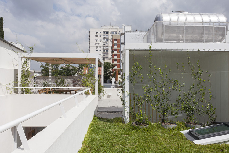 阿根廷五院住宅的室外空间利用-28