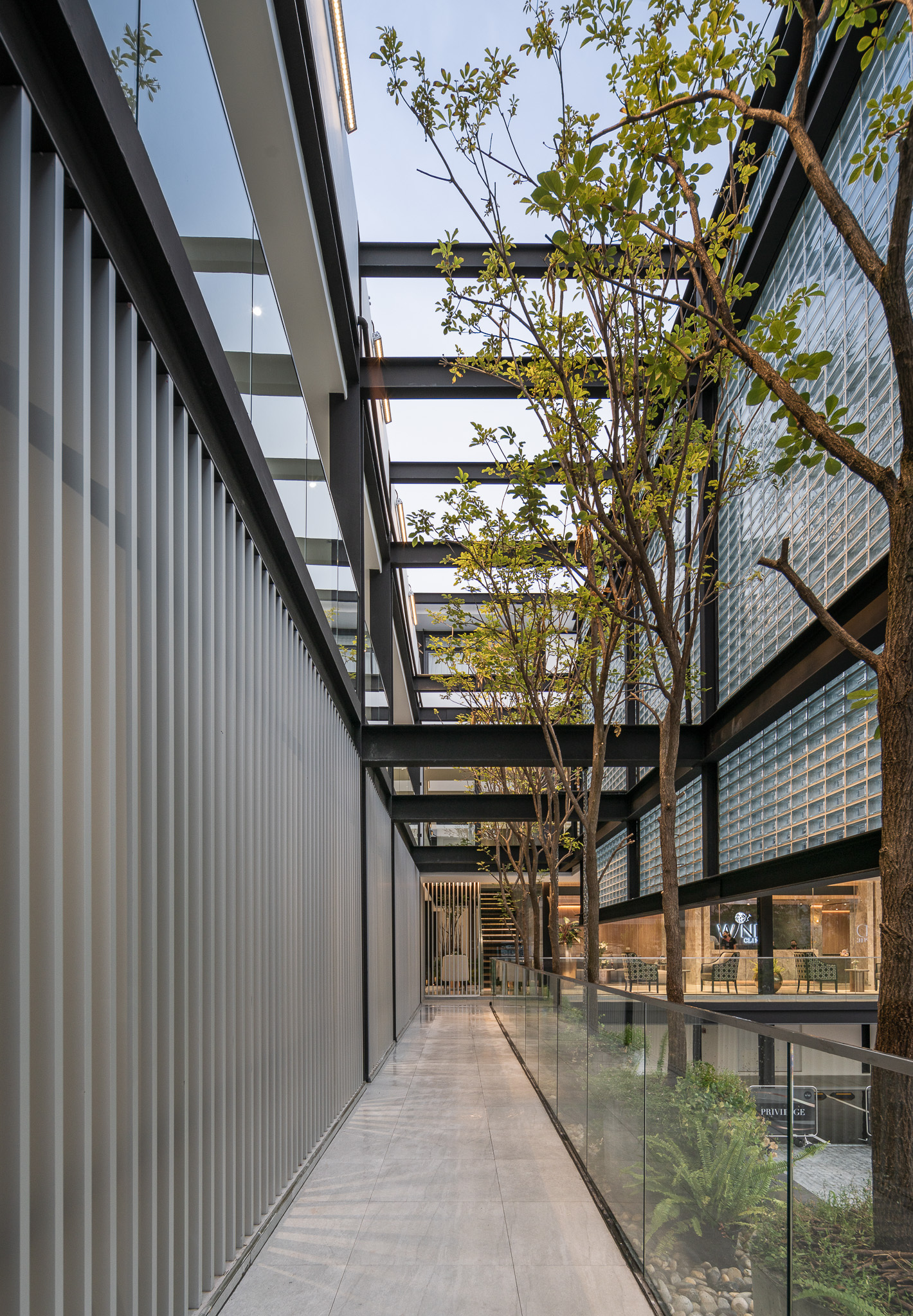 风诊所丨泰国乌汶丨Sute Architect-14