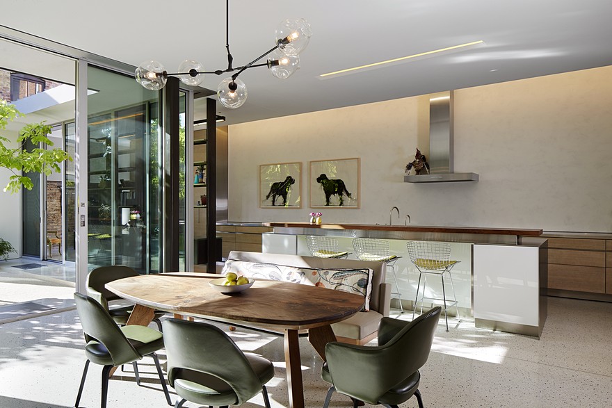 New Two-Story Brick Masonry Residence in Wicker Park, Chicago-18