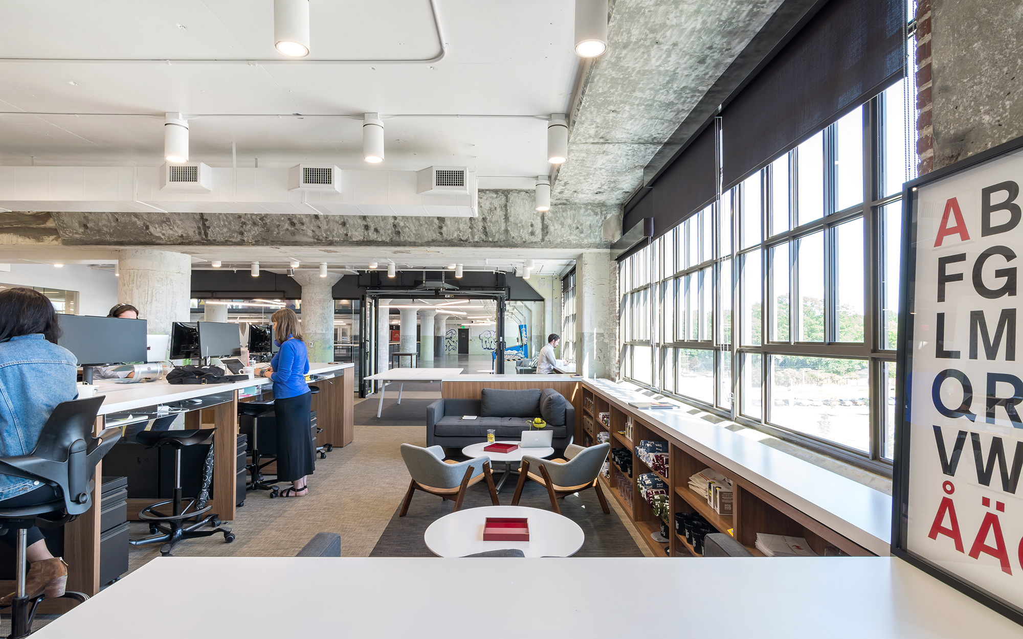 重塑社区纽带 | Memphis 非盈利组织 City Leadership 办公室设计-14