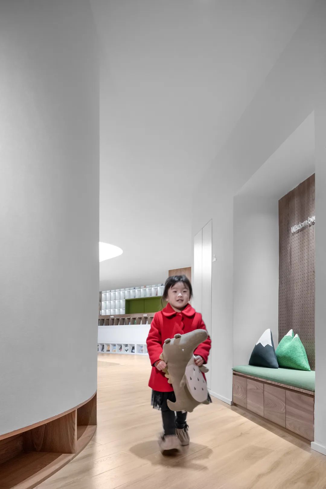 重庆豌豆种子绘本馆——复合审美与实用性的完美结合-49