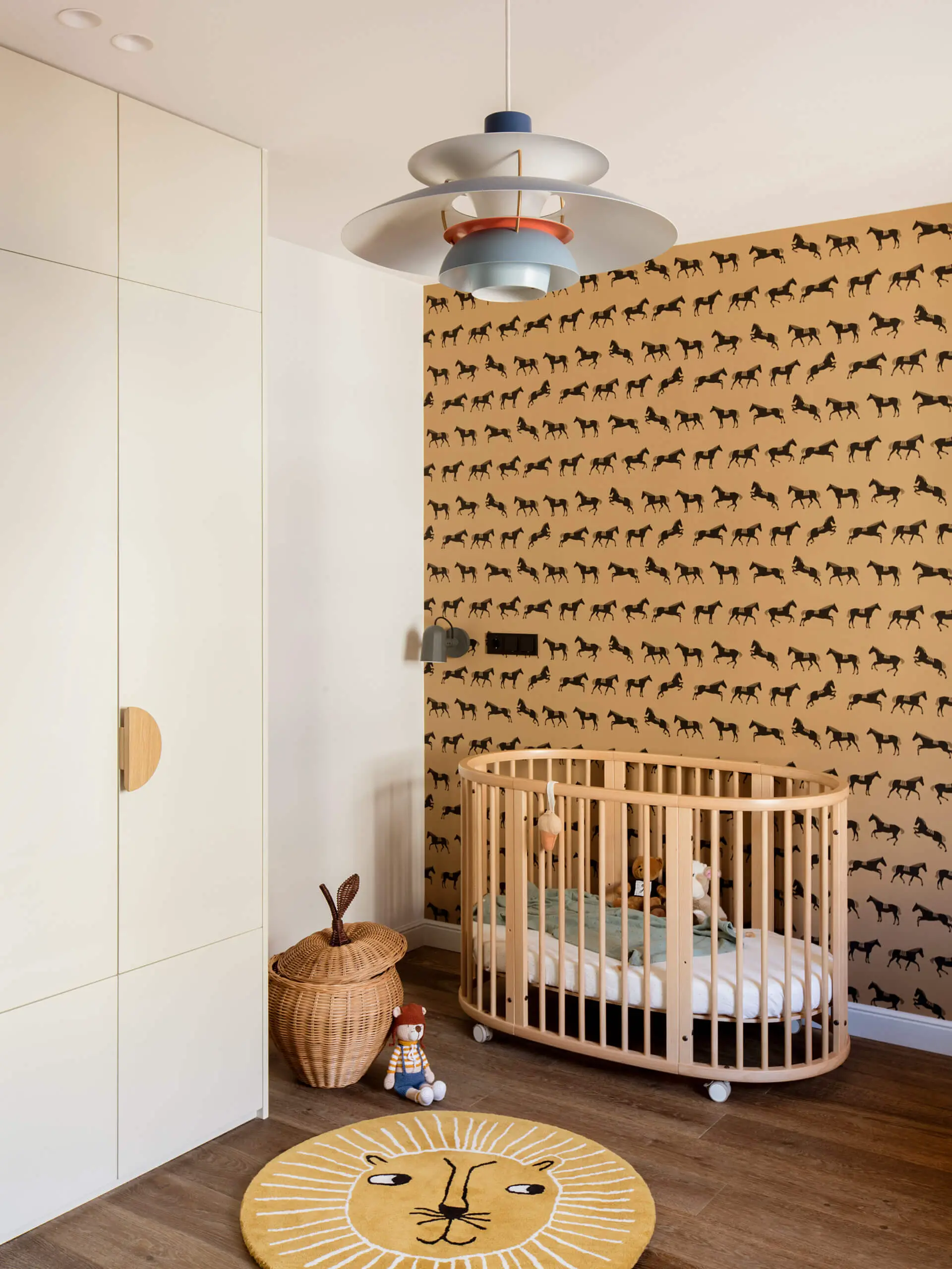 巴塞罗那 200m2 公寓现代改造，The Room Studio 的绿色魅力-11