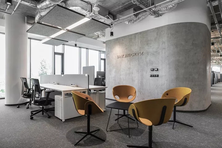 波兰桑坦德银行卢布林办公室-20