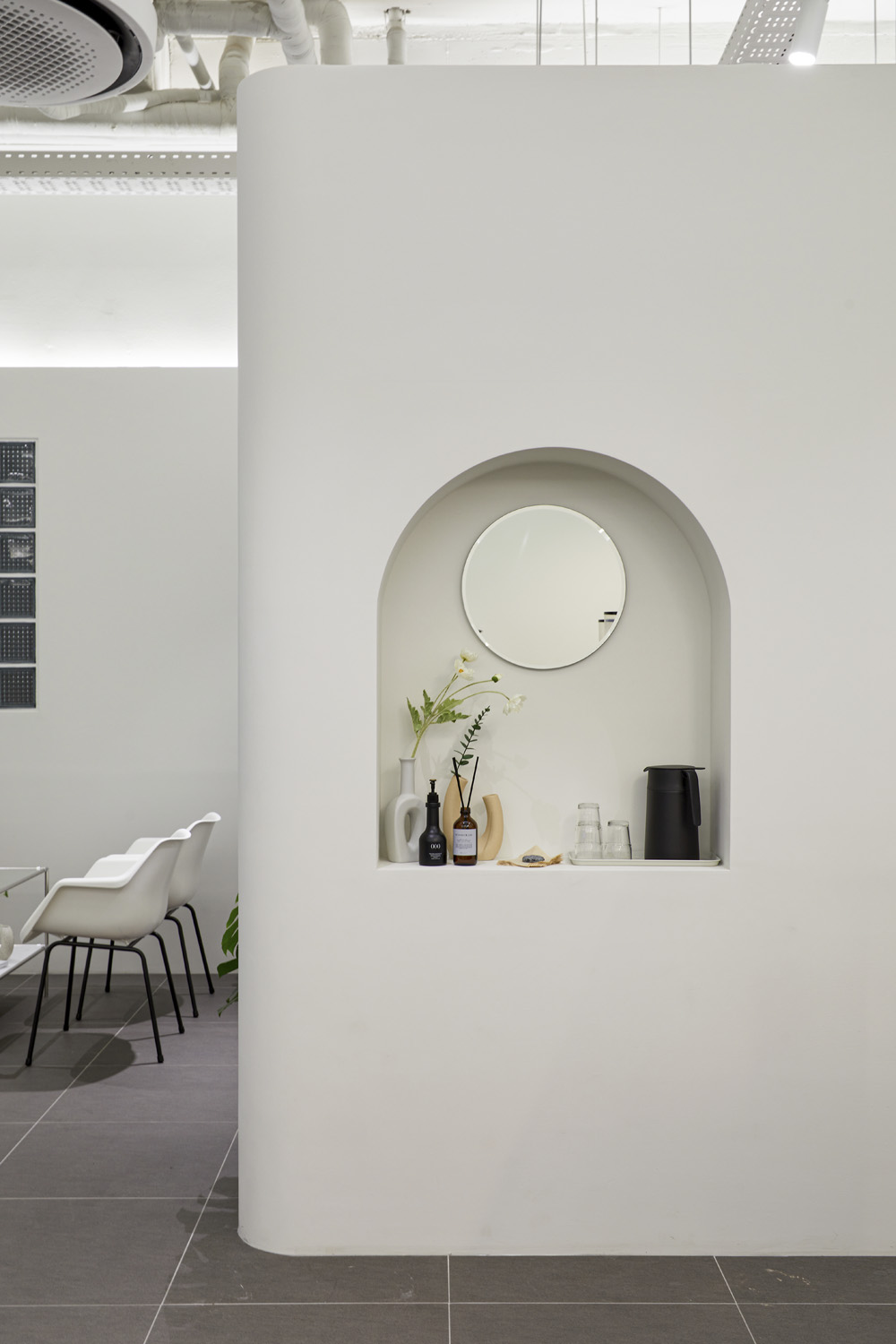 21 平现代黑白风格咖啡厅设计-15