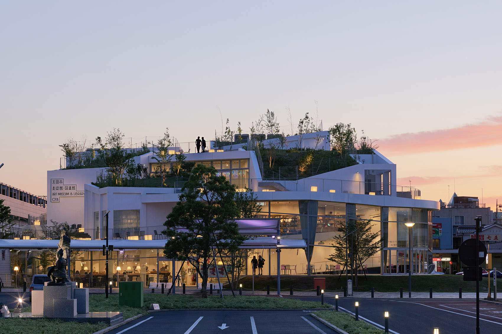太田市美术馆图书馆丨日本群马丨平田晃久建筑设计事务所-3