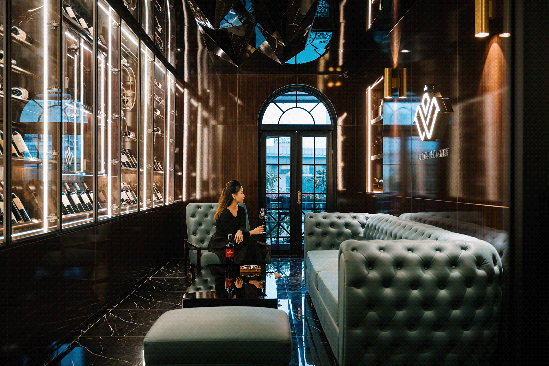 WINE LEGEND 室内照片丨越南河内丨Naki Wood Studio-13