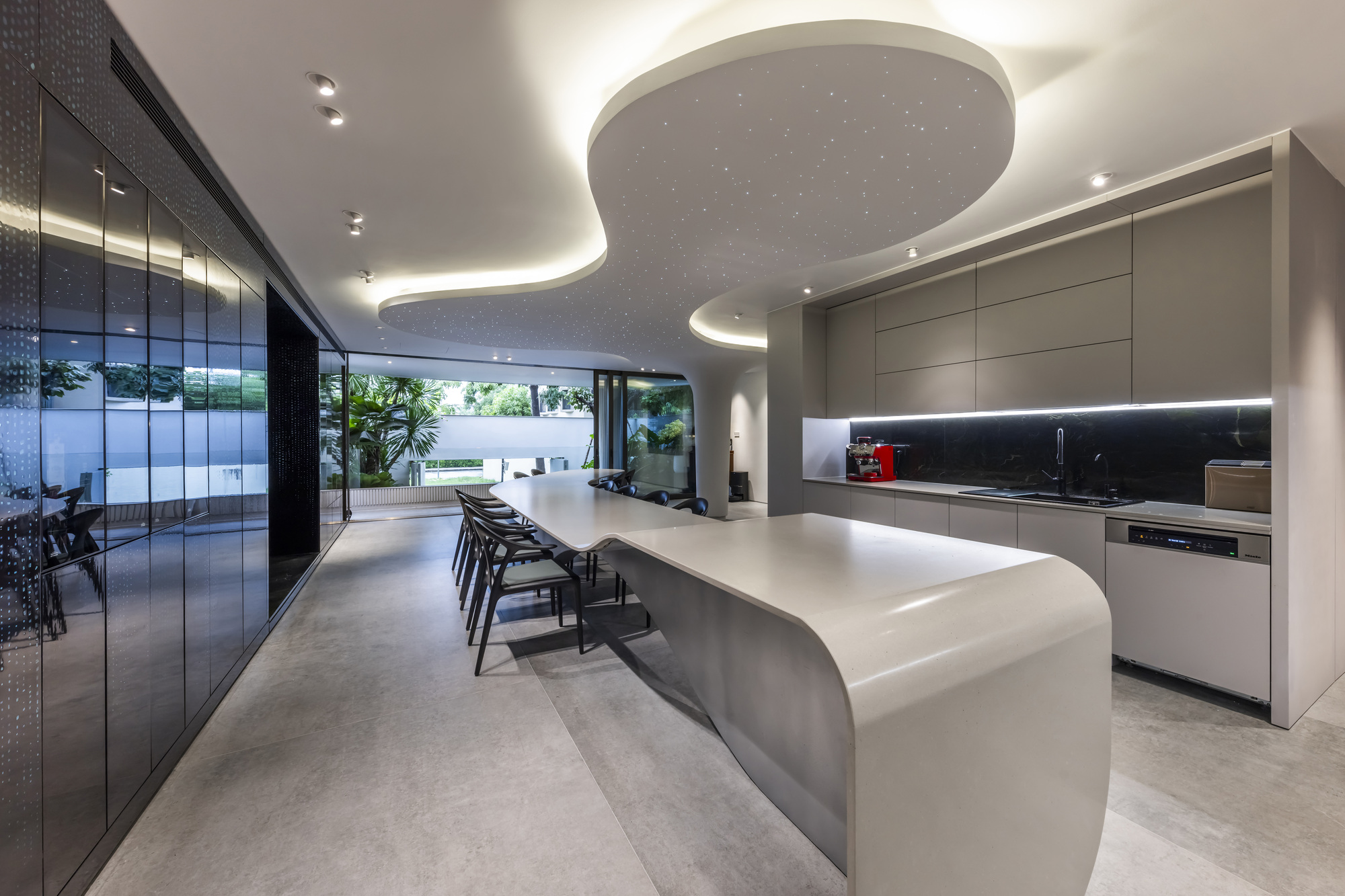 邦的家

注：Bống可能是人名，音译为邦，具体应以实际情况为准 丨越南胡志明市丨23o5Studio-38