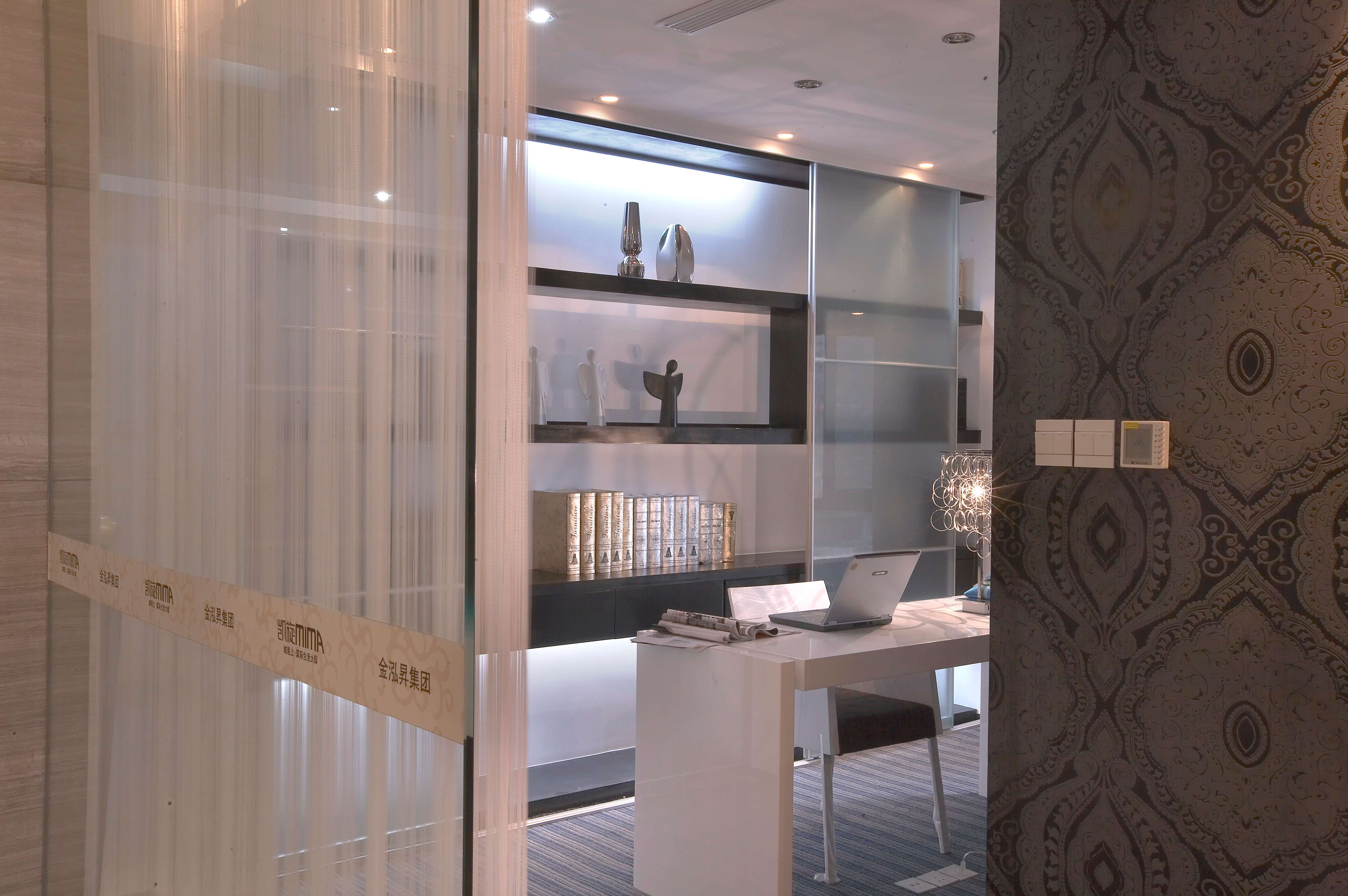 金泓凯旋城142户型-7