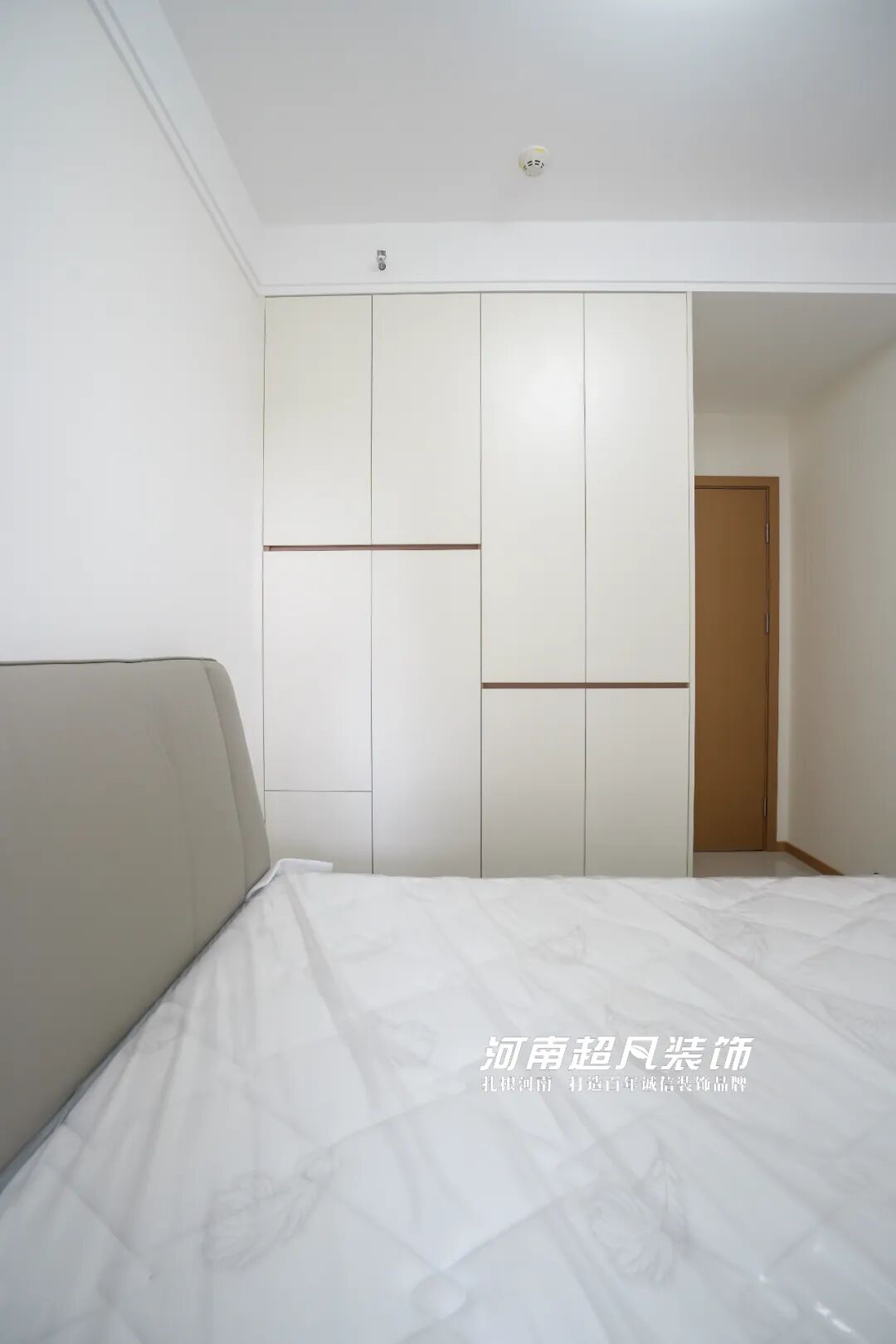 完工首发丨二七区名门橙邦·悦橙苑，124平现代风格，色彩纯粹简约大气-165