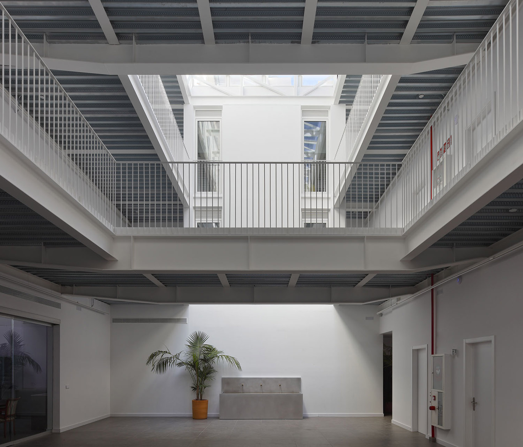 塞维利亚 RODO6 学生公寓丨西班牙塞维利亚丨Garcia & Melero Architects-9