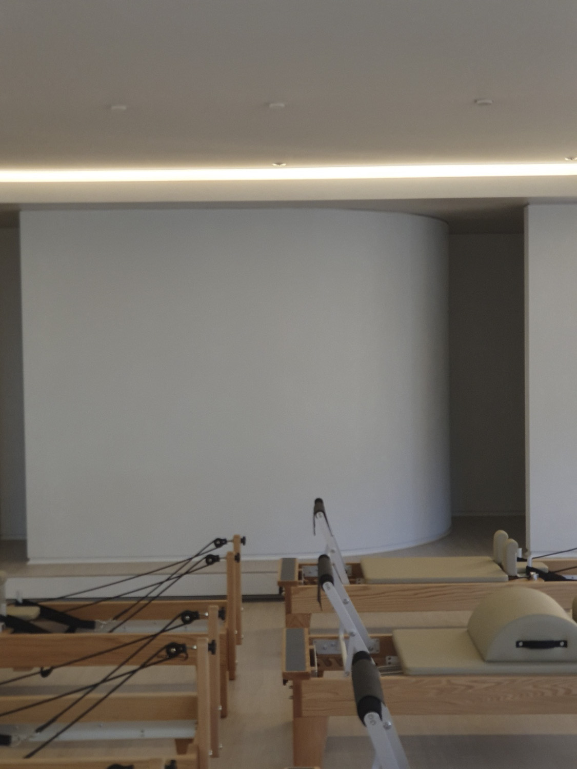 130 平现代简约风格办公室设计-5