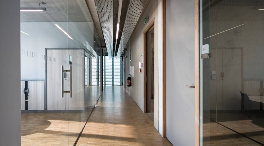 因地制宜的普罗旺斯大学扩建-29