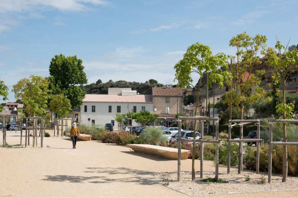 圣沙马（Saint  Chamas）河岸改造项目丨法国丨Atelier Marion Talagrand等多家机构-4