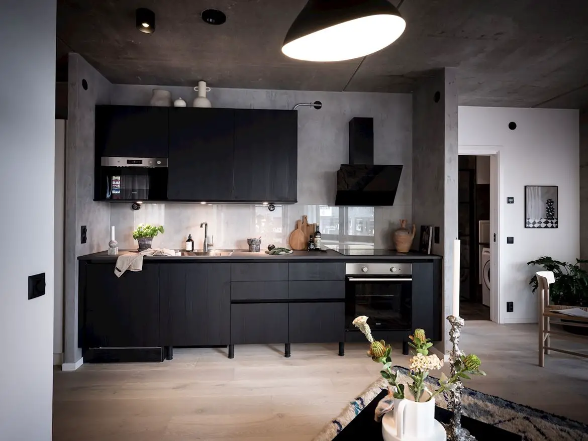 38 平米瑞典工业风迷你阁楼 | 黑暗设计之美-5